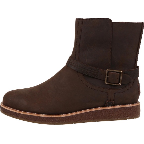 Worn Once! $129 UGG Camren Leather side zip Boot Brown Size 7 - Picture 2 of 8